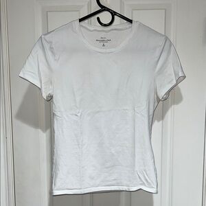 Abercrombie & Fitch Tuckable Essential Baby Tee